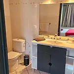Affittacamere Résidence Hôtelière La Farguaise 3min Du Péage 3*