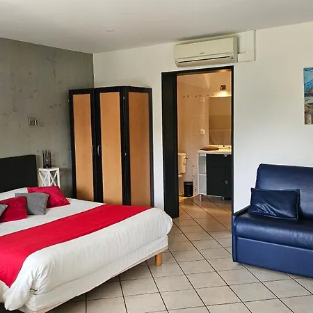 Hoteliere La Farguaise 3min Du Peage 3*