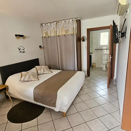 Hoteliere La Farguaise 3min Du Peage Gasthuis 3*