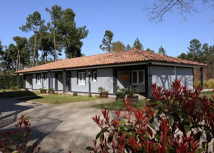 Hoteliere La Farguaise 3min Du Peage Πανσιόν 3*